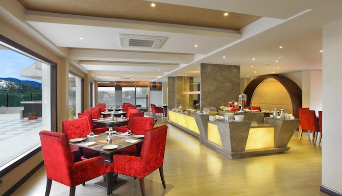 Marigold Sarovar Portico Shimla - Restaurant