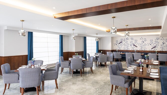 MJ Sarovar Portico Haridwar - Flavours Seating area