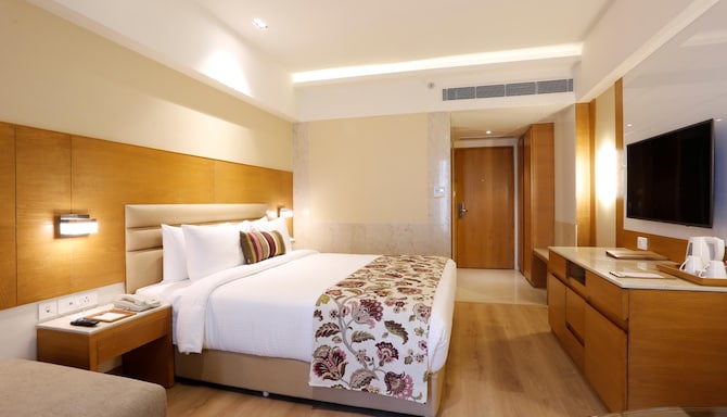 Nataraj Sarovar Portico Jhansi - Guest Room