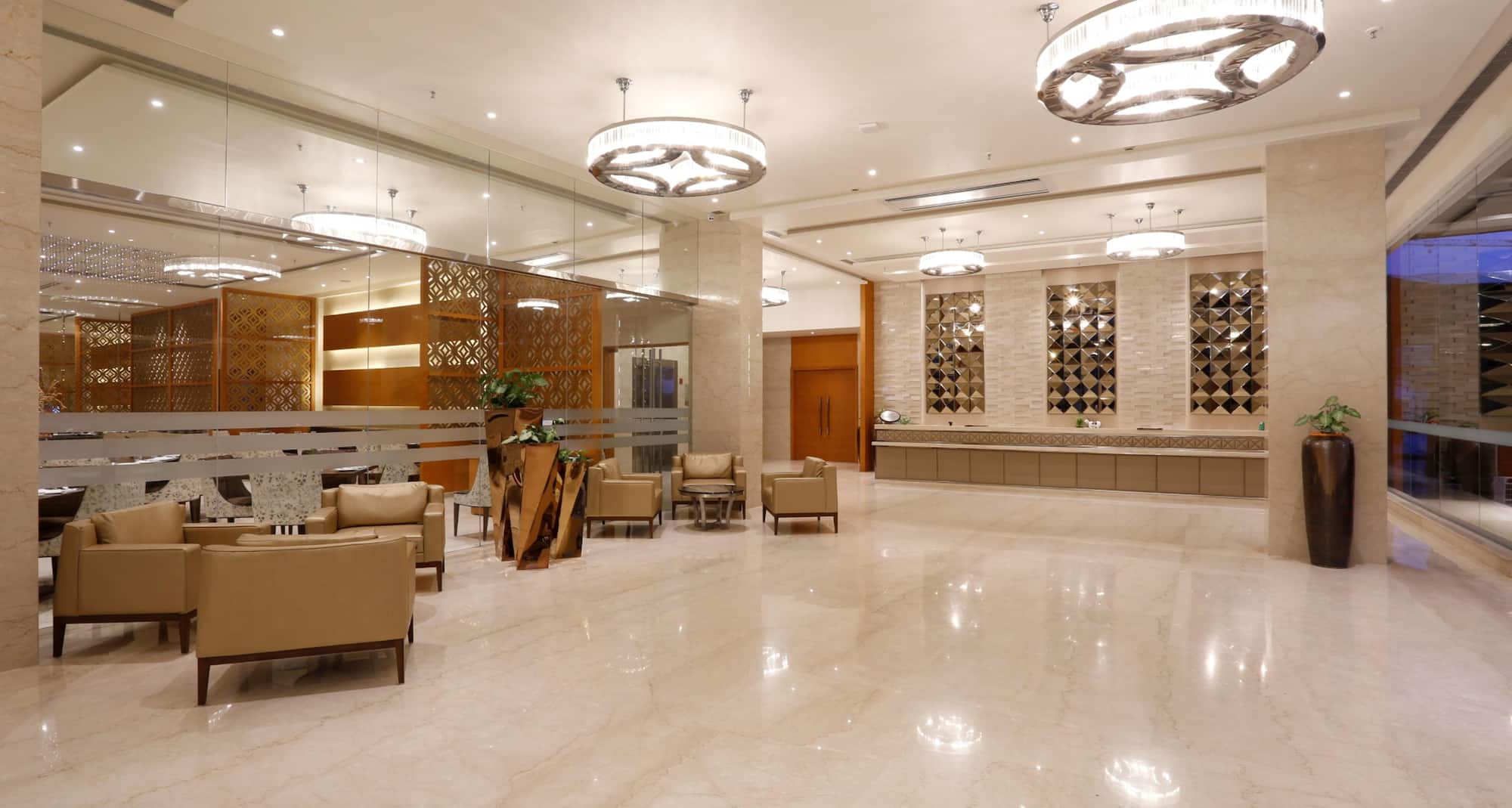 Nataraj Sarovar Portico Jhansi - Lobby
