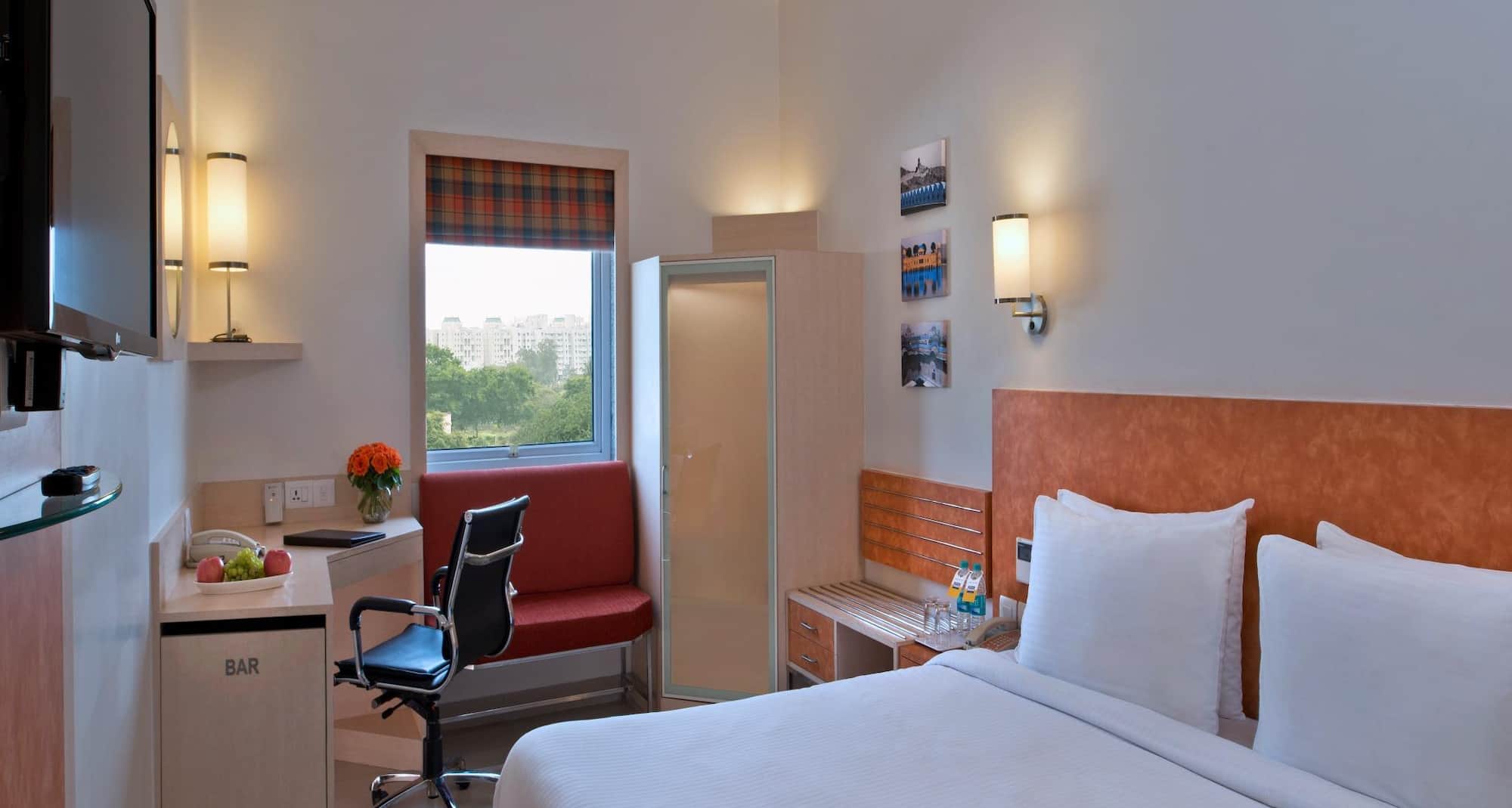 Nirwana Hometel Jaipur - Superior Large Room