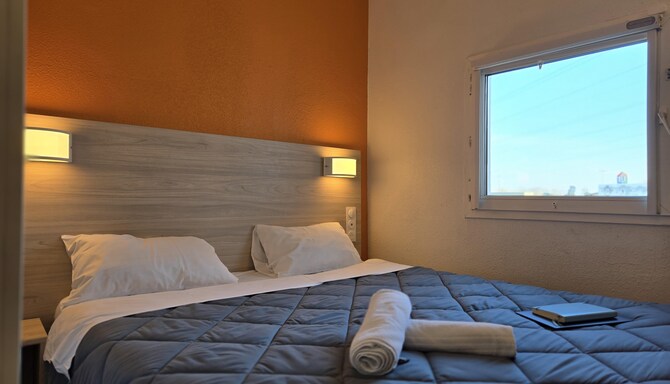 PREMIERE CLASSE ARRAS TILLOY LES MOFFLAINES - Quarto / Alojamentos
