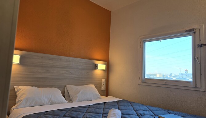 PREMIERE CLASSE ARRAS TILLOY LES MOFFLAINES - Quarto / Alojamentos