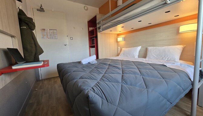 PREMIERE CLASSE ARRAS TILLOY LES MOFFLAINES - Quarto / Alojamentos