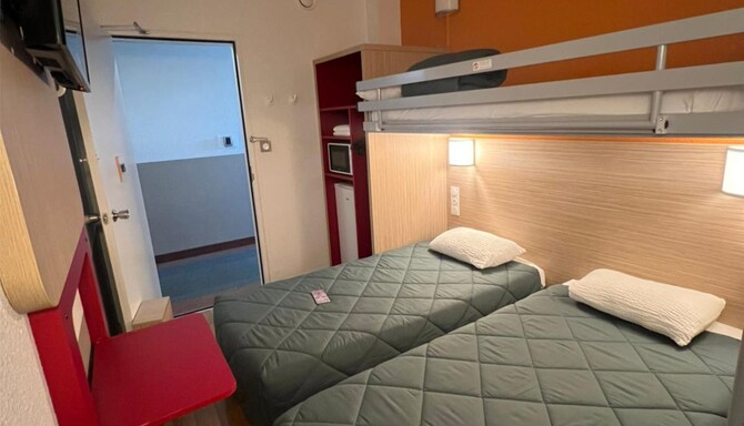 PREMIERE CLASSE ARRAS TILLOY LES MOFFLAINES - Quarto / Alojamentos