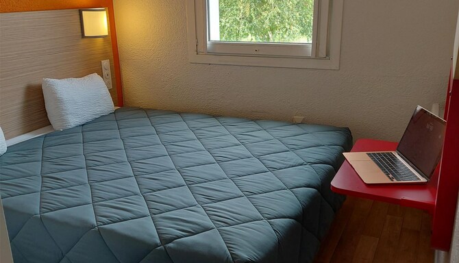 PREMIERE CLASSE ARRAS TILLOY LES MOFFLAINES - Quarto / Alojamentos