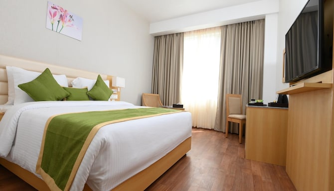 Pushkara Sarovar Portico Dibrugarh - DELUXE ROOM