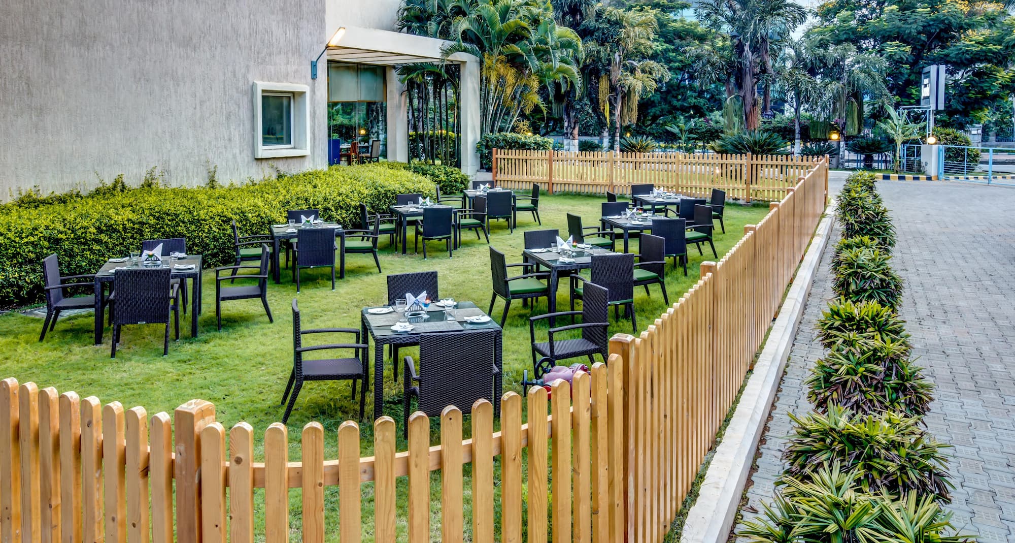 Radha Hometel Bengaluru - Exterior