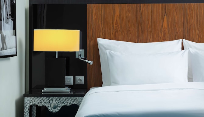 Radisson Blu - Guest room bed