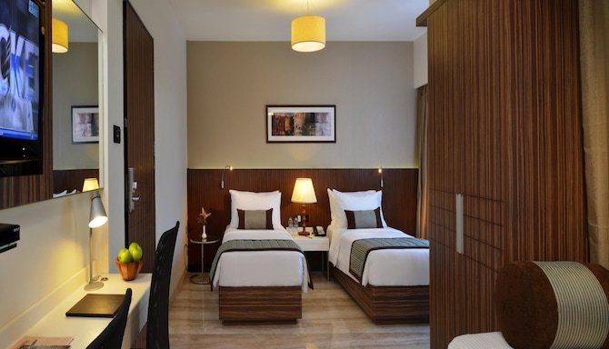 Residency Sarovar Portico Mumbai - Deluxe Twin Room