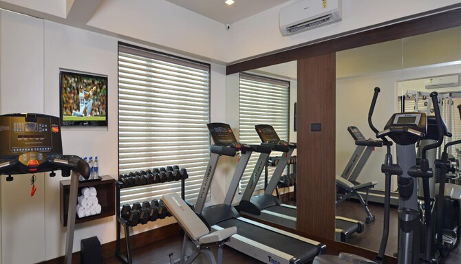 Residency Sarovar Portico Mumbai - Gym