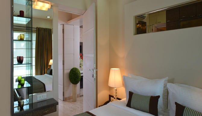 Residency Sarovar Portico Mumbai - Suite