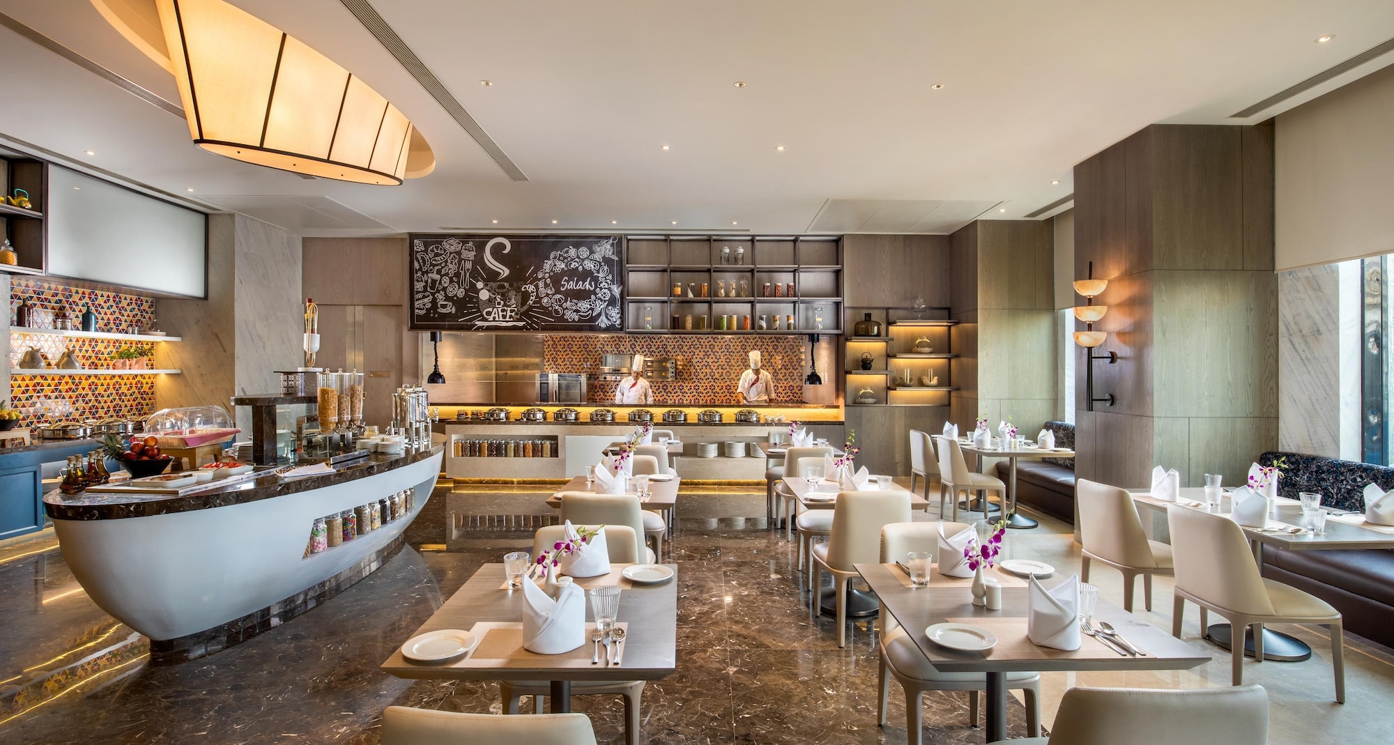 Royal Hometel Suites Dahisar Mumbai - Flovours Breakfast