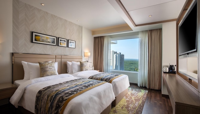 Royal Hometel Suites Dahisar Mumbai - Suite Twin