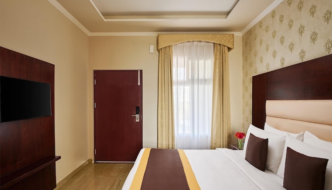 Royal Kingdom Sarovar Portico Pilibhit - Superior room