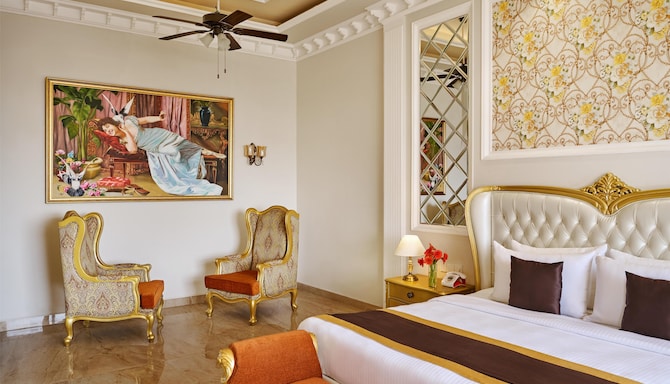 Royal Kingdom Sarovar Portico Pilibhit - Exe Room