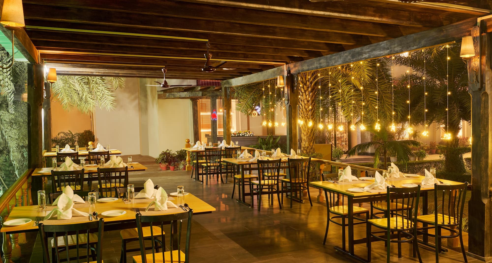 Royal Kingdom Sarovar Portico Pilibhit - Restaurant