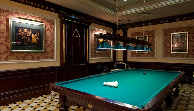 Royal Tulip Almaty - Royal Tulip Almaty Billiard Room