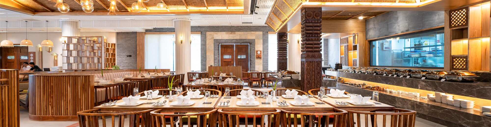 ROYAL TULIP CHITWAN NEPAL - Majhi Ghar All Day DIning