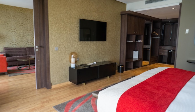 Royal Tulip City Center Tanger - Royal Tulip City Center Busines SUITE Room