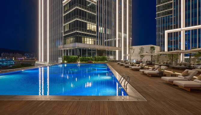 Royal Tulip Hilai Taipei - Swimming Pool