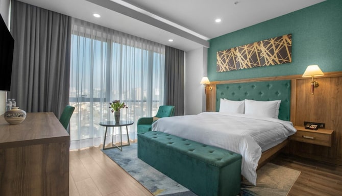 ROYAL TULIP HOTEL & CASINO TBILISI - Standard Double Room