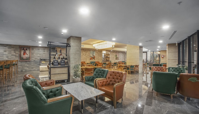 ROYAL TULIP HOTEL & CASINO TBILISI - Lobby Lounge