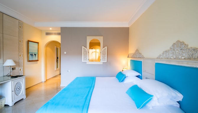 Royal Tulip Korbous Bay Thalasso & Springs - Chambres / Logements