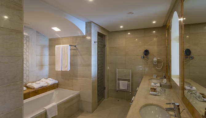 Royal Tulip Korbous Bay Thalasso & Springs - Bain de suite