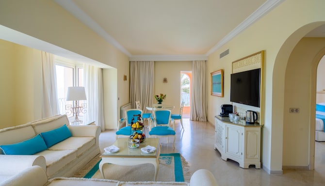 Royal Tulip Korbous Bay Thalasso & Springs - Suite