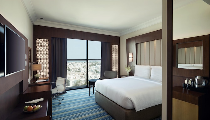 Royal Tulip Muscat - Single room