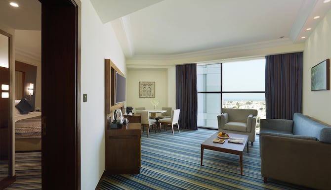 Royal Tulip Muscat - Executive Suite