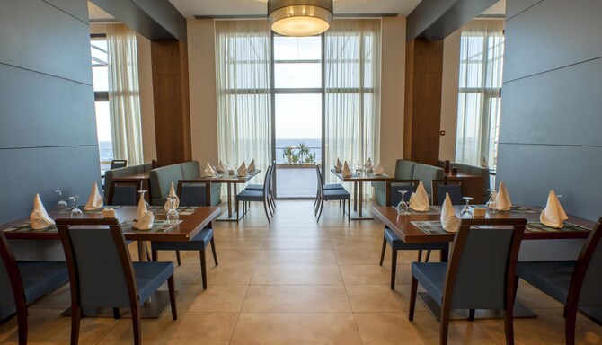 Royal Tulip Skikda - Royal Tulip Skikda Hotel Restaurant