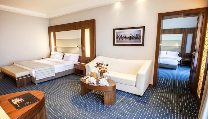 Royal Tulip Skikda - Royal Tulip Skikda Hotel Flavour Suite