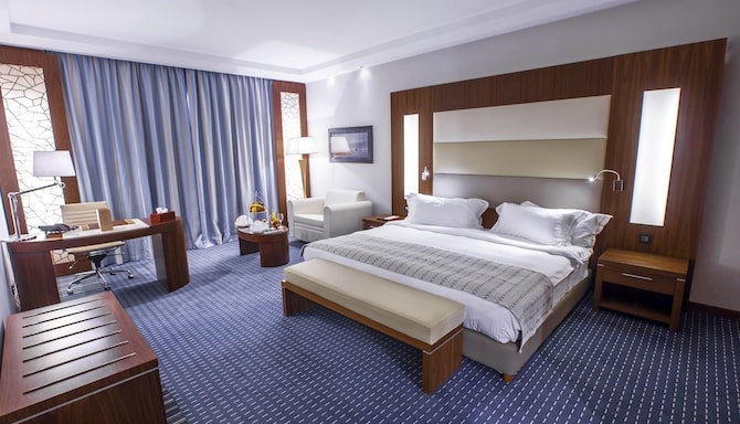 Royal Tulip Skikda - Royal Tulip Skikda Hotel Ambassador Suite