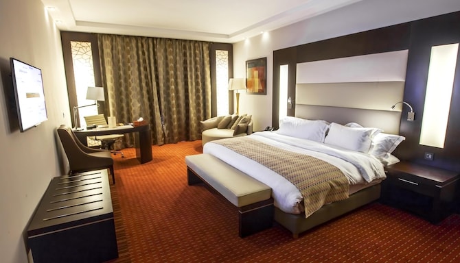 Royal Tulip Skikda - Royal Tulip Skikda Hotel Royal Suite
