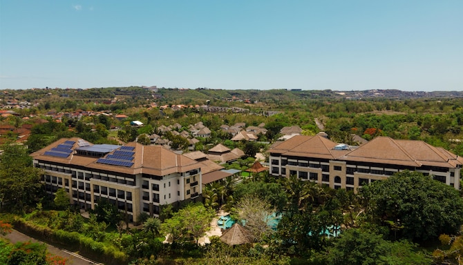 Royal Tulip Springhill Resort Jimbaran - Arearial View