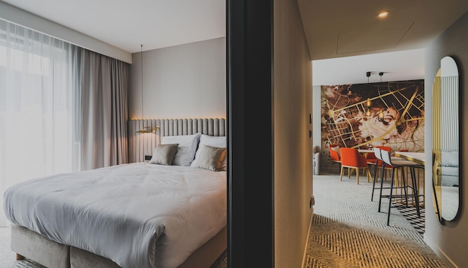 ROYAL TULIP WARSAW APARTMENTS - ICE Suite