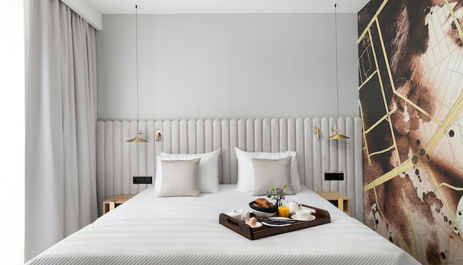 ROYAL TULIP WARSAW APARTMENTS - Plik
