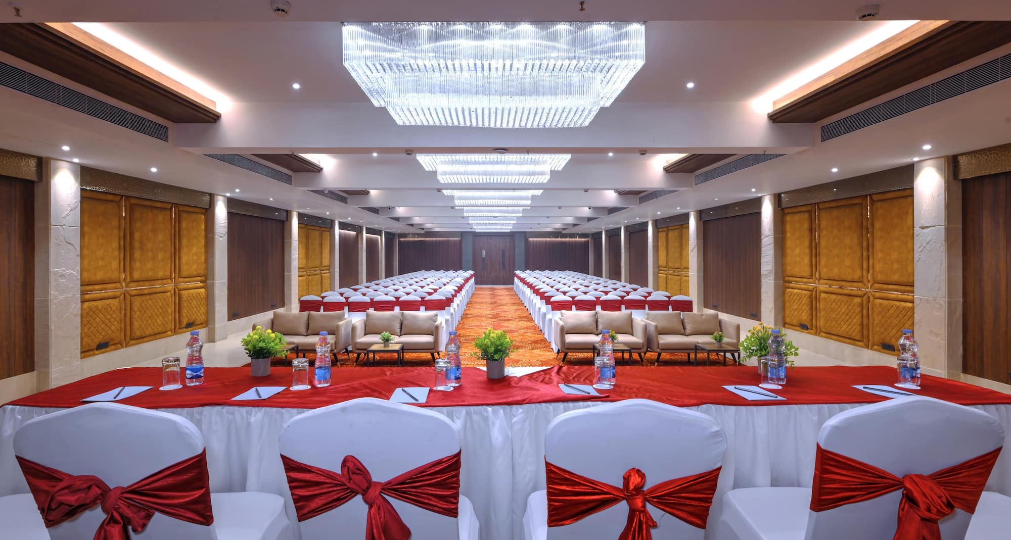 ROYALE SAROVAR PORTICO AGRA - Ballroom