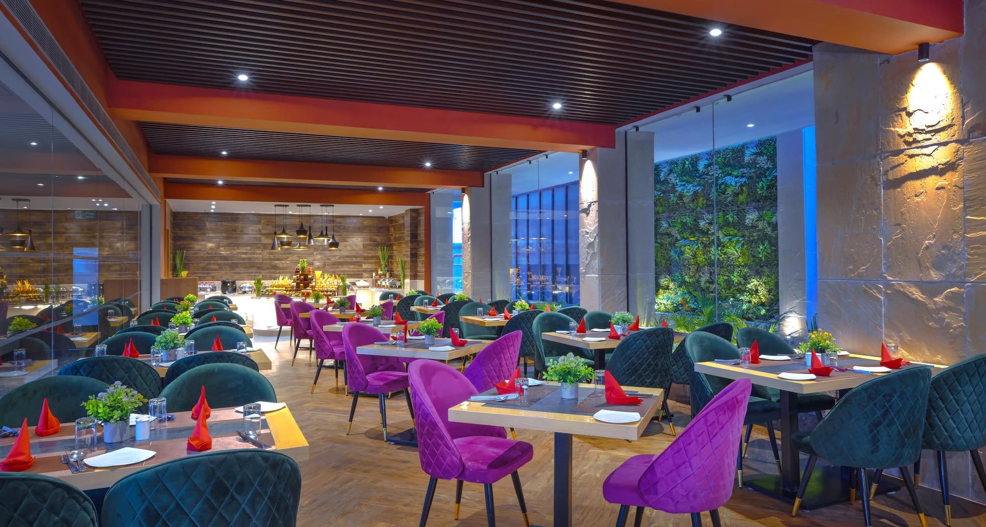 ROYALE SAROVAR PORTICO AGRA - Restaurant