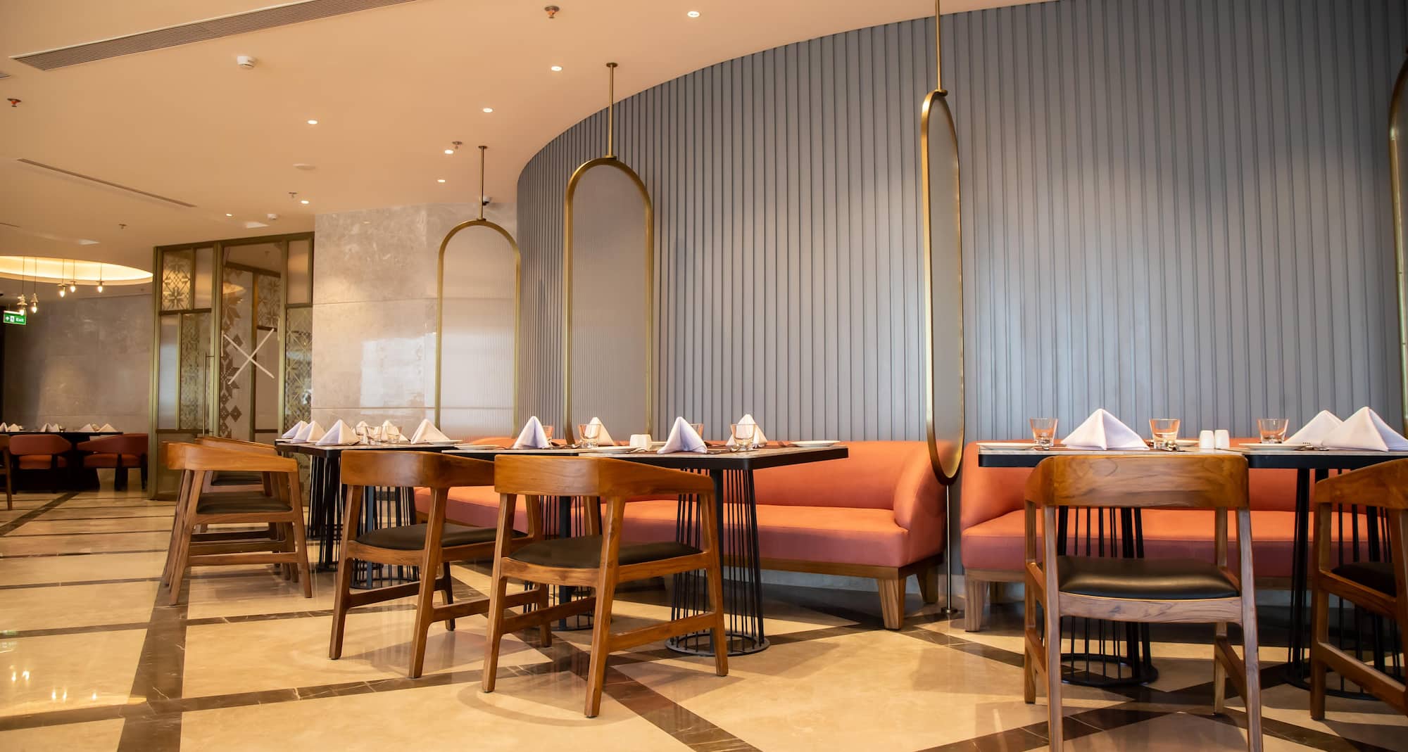 Sarovar Portico Birgunj - Restaurant