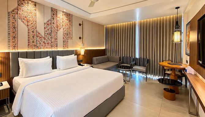 Sarovar Portico Gir - Executive Suite