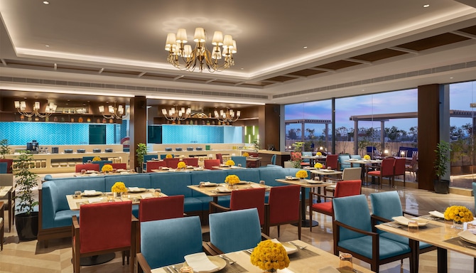 SAROVAR PORTICO HANUMANGARH - SPHMH Restaurant