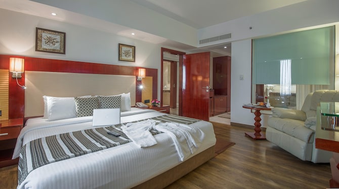 Sarovar Portico Jaipur - Bed Suite