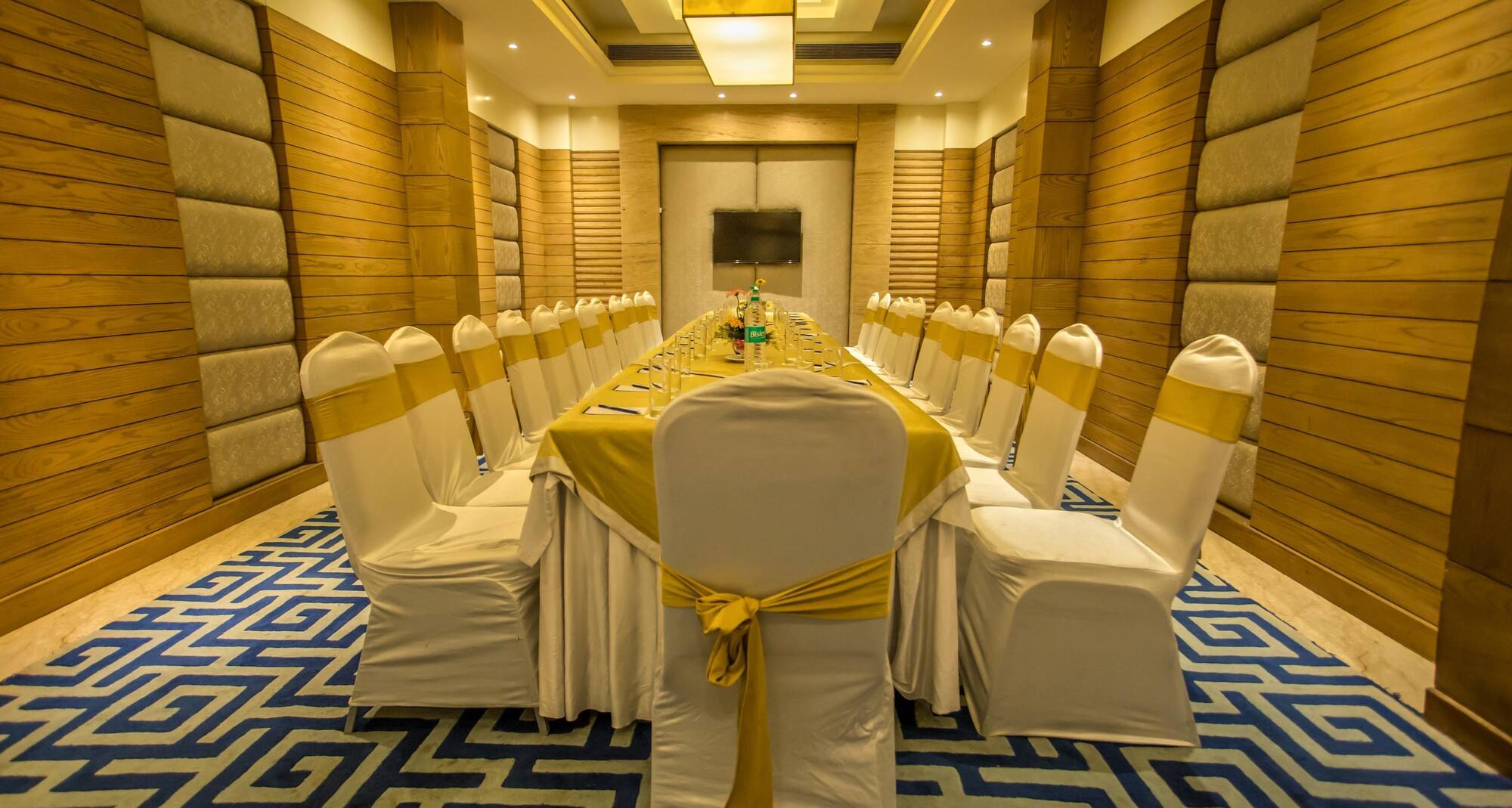 Sarovar Portico Jalandhar - Meeting Room