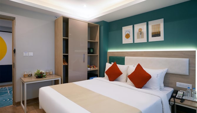 Sarovar Portico Kolkatta - Std Room