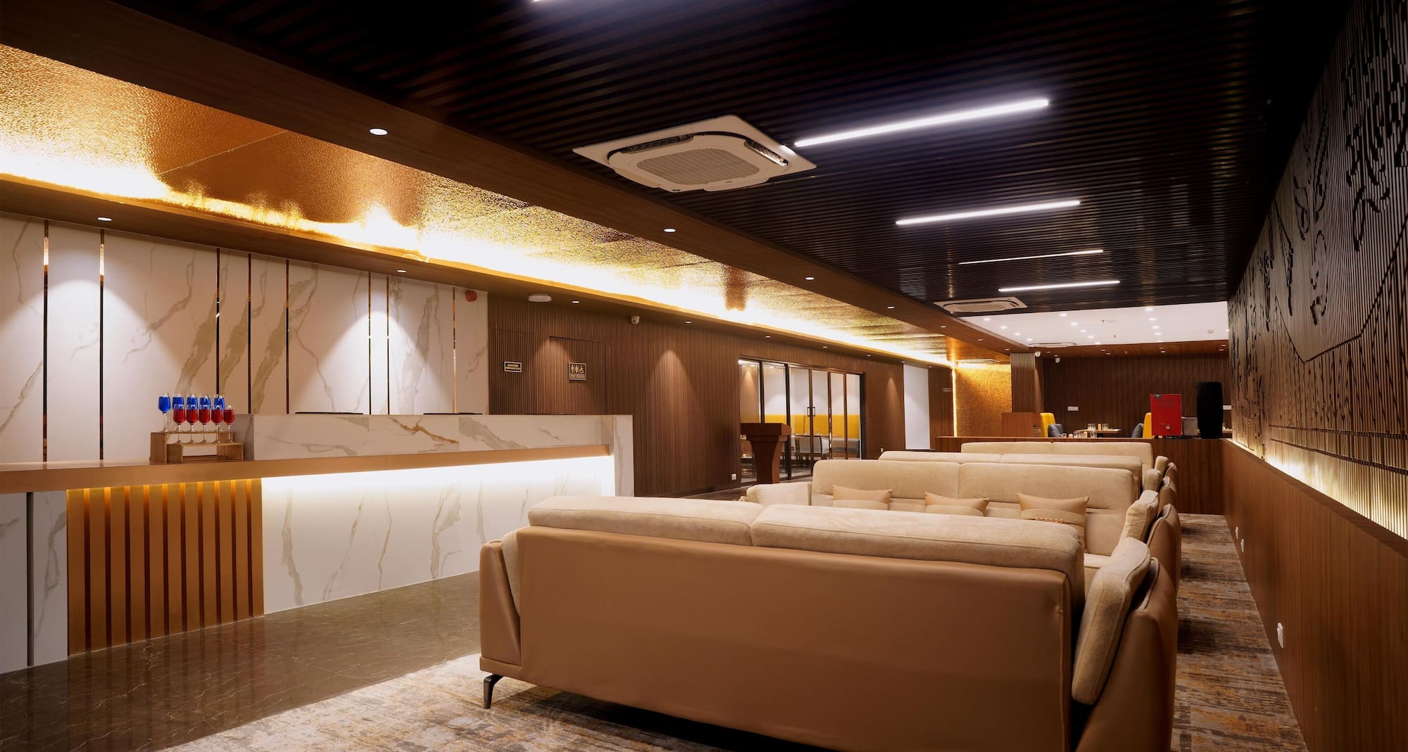 Sarovar Portico Kolkatta - Lobby