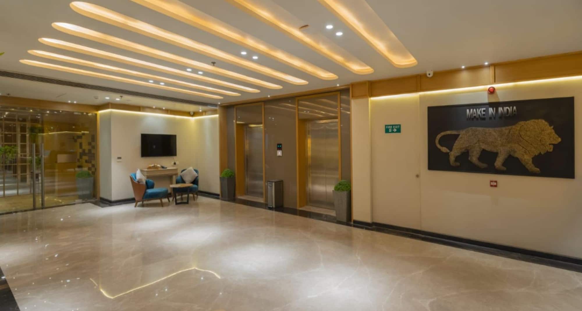 Sarovar Portico Morbi - Reception lobby