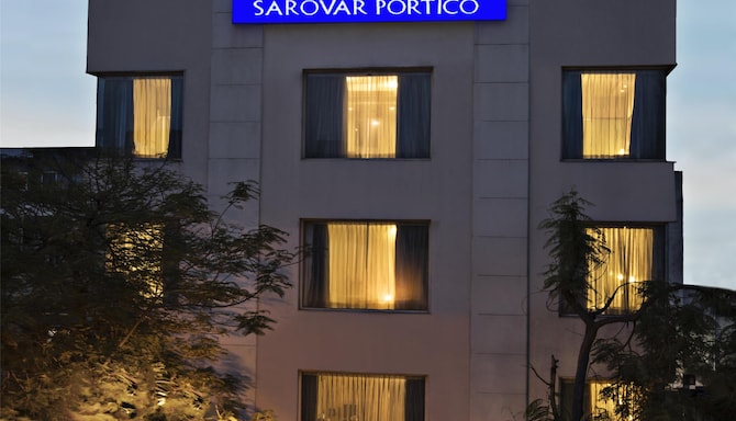 Sarovar Portico Naraina Delhi - Vue extérieure